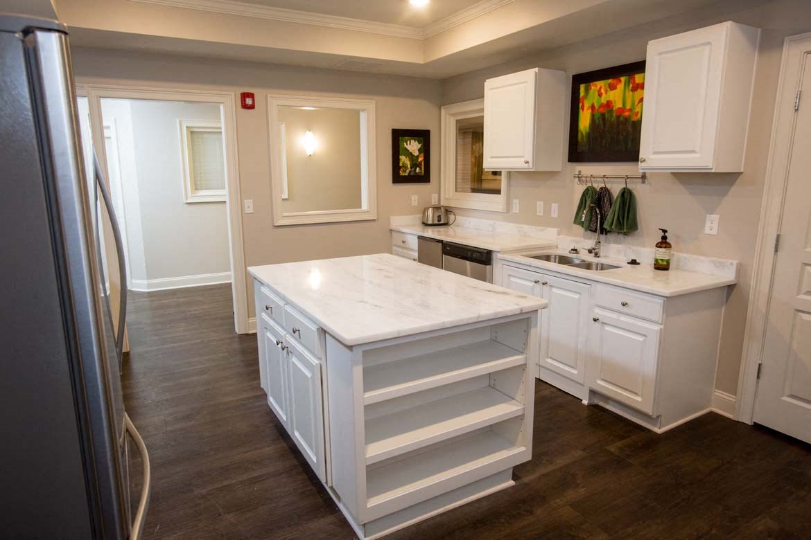 Walton Lakes Apartments, 4687 Camp Creek Pkwy, Atlanta, GA RentCafe